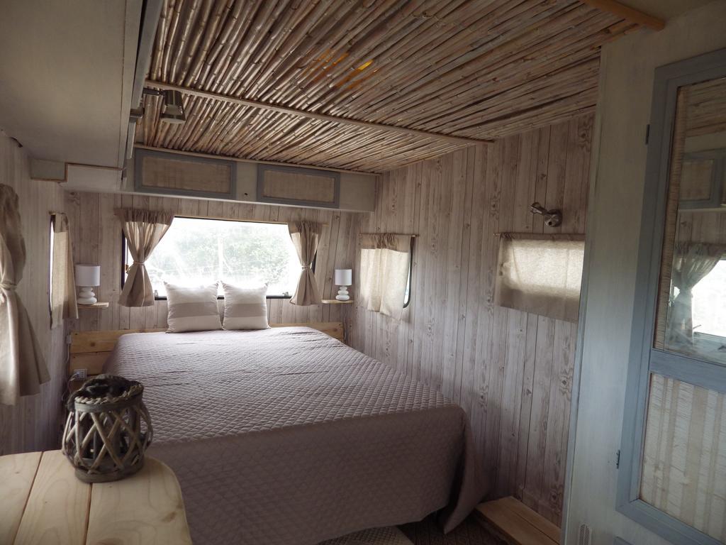 La Cera Farm Camping B&B 圣特雷莎加卢拉 外观 照片