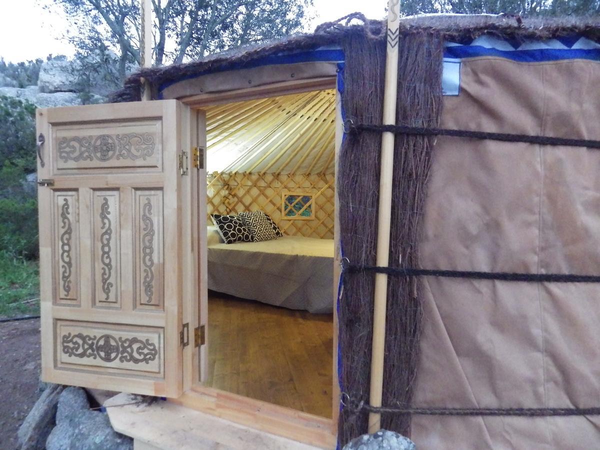 La Cera Farm Camping B&B 圣特雷莎加卢拉 外观 照片